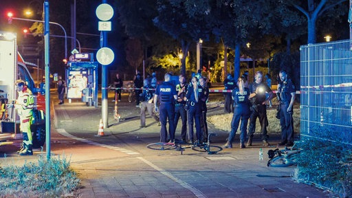 Ein Polizeieinsatz in Köln-Mülheim