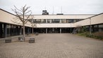 Ein trister Schulhof in Köln