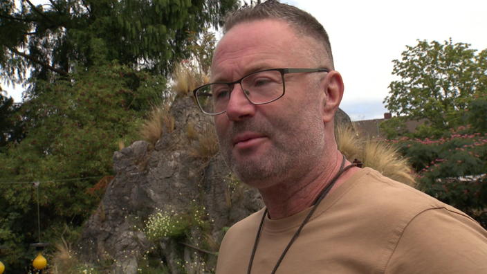 Andreas Hölscher, Revierleiter des Kölner Zoos für Seelöwen. 