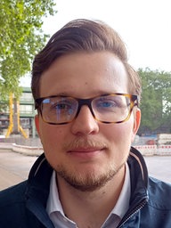 Baudezernent Dave Welling schaut in die Kamera