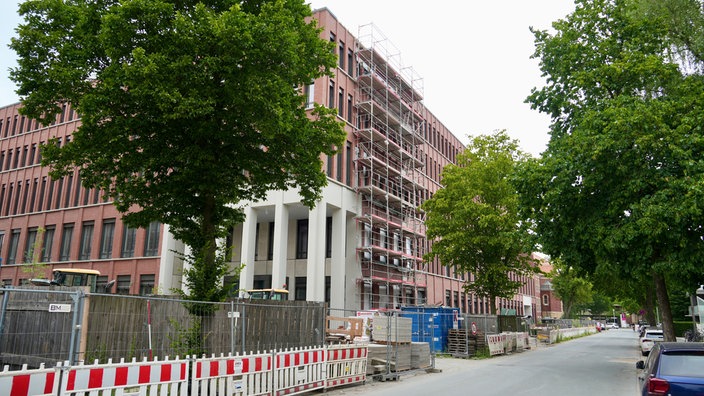 Die Baustelle am neuen Theologiegebäude.