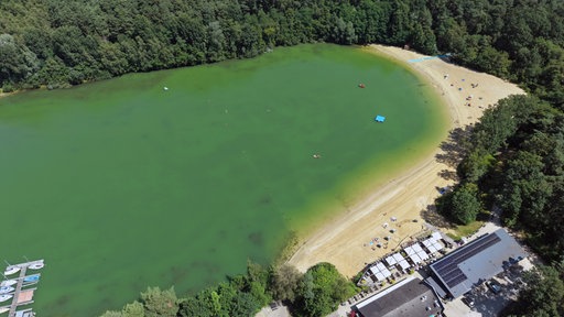 Der Feldmarksee und die Badestelle aus der Vogelperspektive