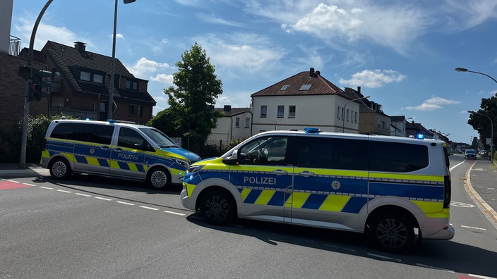 Polizeiautos auf der Straße