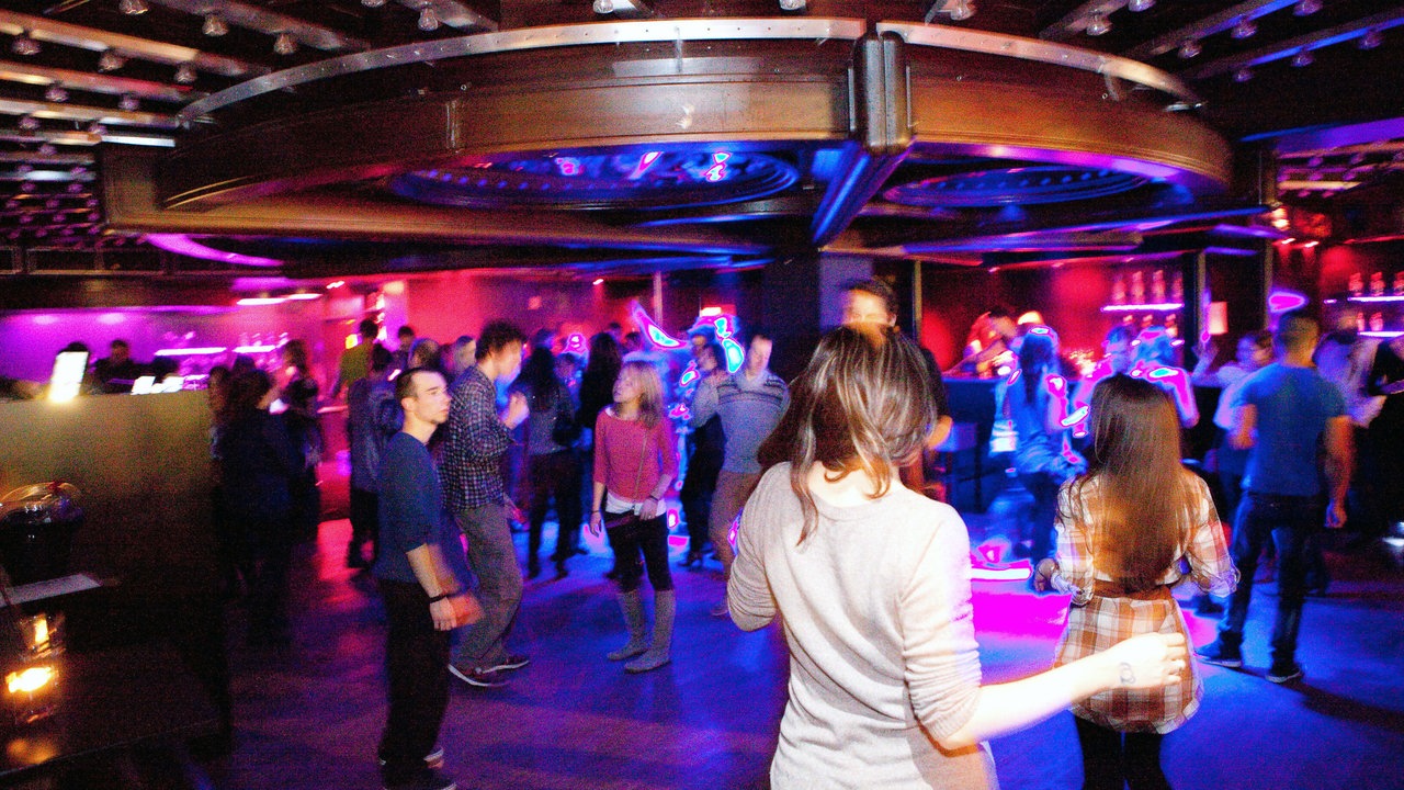 Menschen in einem Club