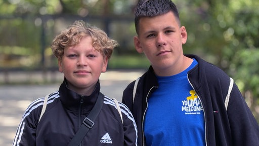 Die ukranischen Jungs David und Artur.