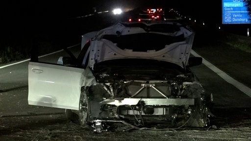 Verkehrsunfall auf der A57 bei Moers