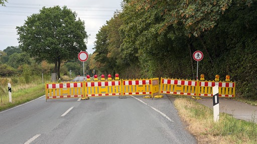 Eine Straßenabsperrung