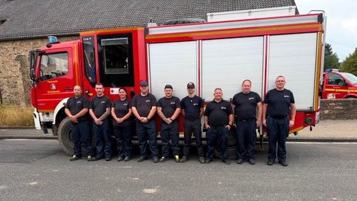 Die freiwillige Feuerwehr Grevenbroich war als Unterstützung bei der Brandbekämpfung im Hürtgenwald.