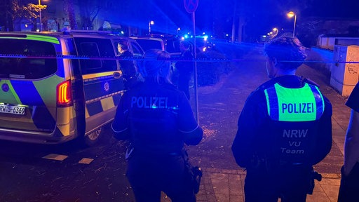 Polizei am Ort der Schussabgabe in Meerbusch 