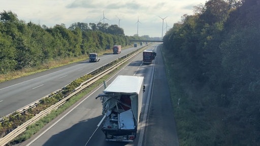 Der beschädigte LKW