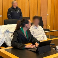 Verteidigerin Laura Nardelli und Angeklagter