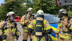 Einsatzkräfte der Feuerwehr vor Ort
