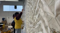 Schon fast 500 Tarnnetze wurden produziert. 