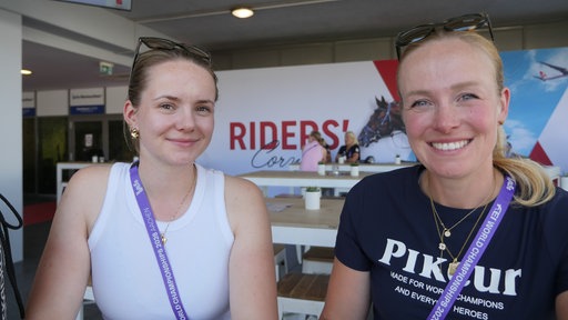 Schwester Marie-Sophie Hemmer und Weltmeisterin Katharina Hemmer