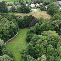 Brachfläche neben dem Mohnspark
