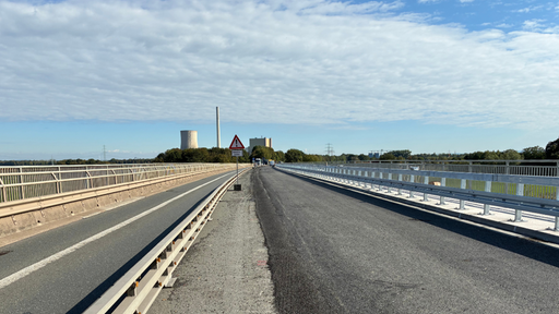 Marode Weserbrücke in Petershagen