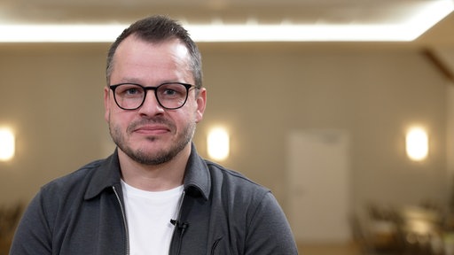 Dennis Becker im Portrait. 