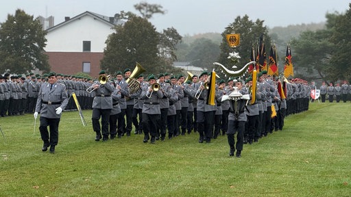 Heeresmusikkorps begleitet die Veranstaltung musikalisch