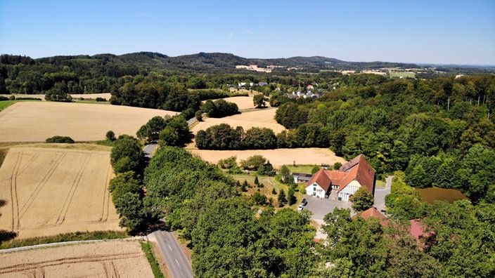 Aussicht auf die Dornberger Str aus der Vogelperspektive