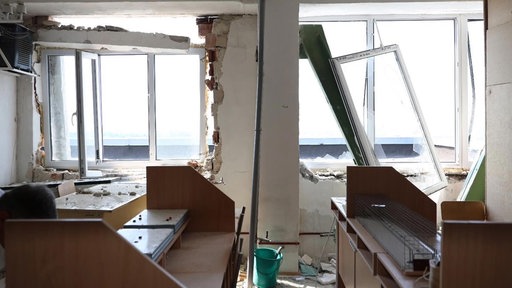Innenansicht zerstörter Fenster