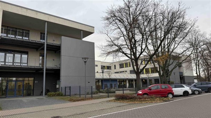 Die Schule des verletzten Schülers von außen