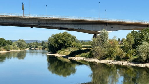 Niedrigwasser in Vlotho an der Weser