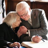 Bundespräsident Steinmeier und Margot Friedländer