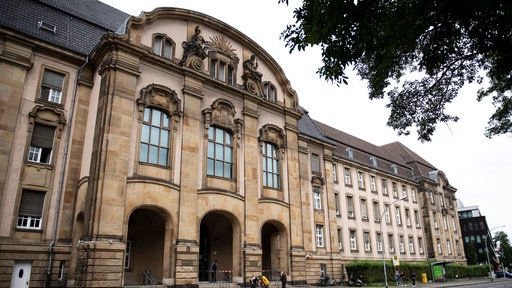 Mönchengladbach: Ein Bild des Landgerichts, das zugleich auch Sitz des Amtsgericht ist.