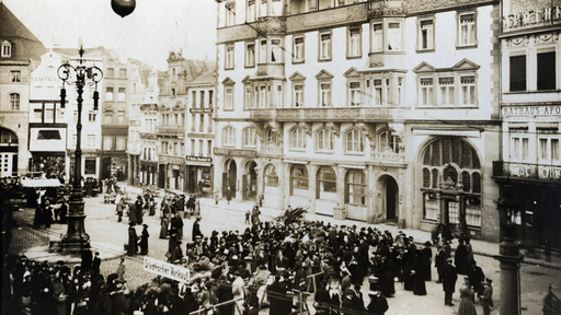 Das historische Sternlichtspiel-Kino in schwarz-weiß.