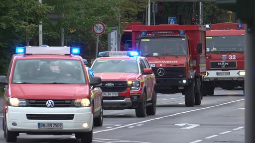 Feuerwehr Bonn-Oberkassel im Einsatz.