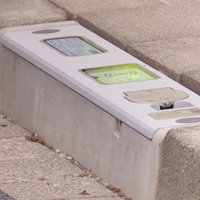Ladestation im Bordstein