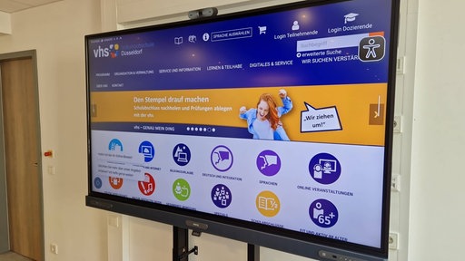 Digitale Tafeln in der neuen Düsseldorfer VHS