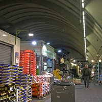 Blick auf den Kölner Großmarkt von innen.