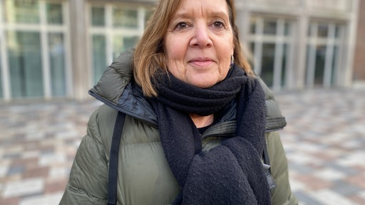 Eine Verantwortliche der Hauptschule am Rhein