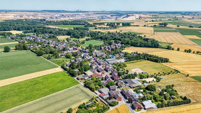 Das gerettete Dorf Kuckum von oben