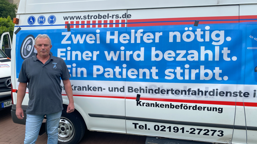 Das Bild zeigt den Vorsitzenden des Verbands der Kranken- und Behindertenfahrdienste NRW Stefan van Asch