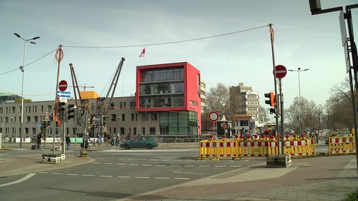 Kreuzung mit Baustelle 