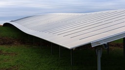 Photovoltaik Anlage auf Wiese
