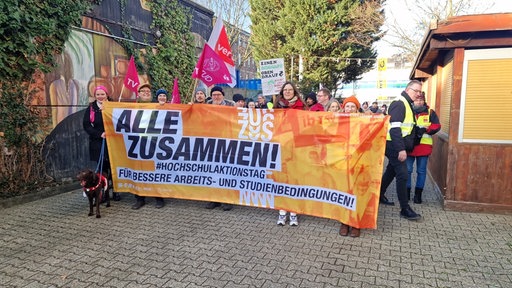 Demo zum Warnstreik Uniklinik Düsseldorf 
