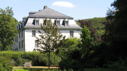 Schloss Hardenberg in Velbert Neviges vor dem Brand