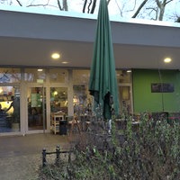 Der Außenbereich des Cafes in Dortmund.