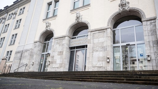 Das Landgericht und Amtsgericht Hagen von außen