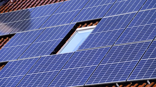 Solaranlagen auf einem Dach