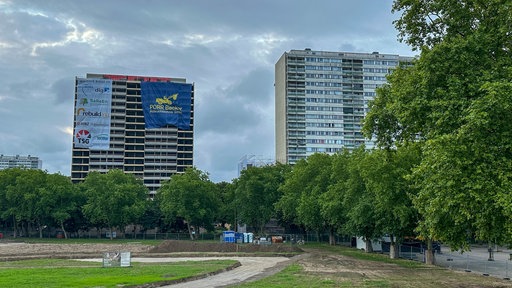 Zwei Hochhäuser in Duisburg-Hochheide