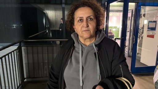 Fatma Sarac hofft auf den Anwalt