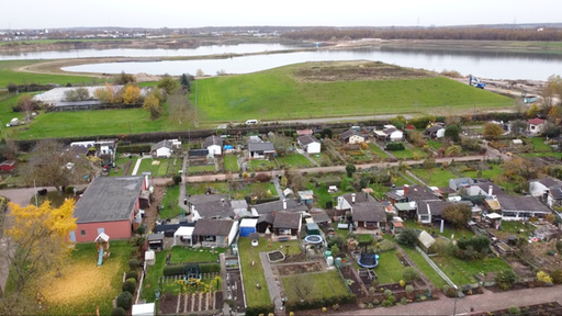 Kies-See samt Wohngebiet aus der Vogelperspektive in Kamp-Lintfort