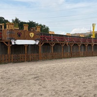 Mittelalterliche Holzkulisse für das Ritterturnier auf Gut Steinhausen in Herne