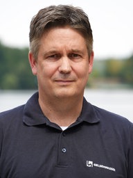 Matthias Lindner vor der letzten Staustufe der Halterner See