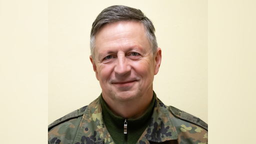 Portrait von Winfried Moselewski in Uniform