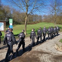 Polizisten suchen am Kemnader See nach der vermissten Anita S.